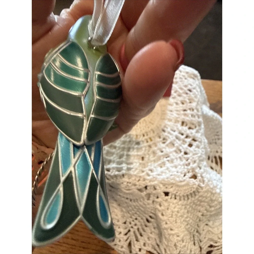 Hallmark Ornament: 2020 Lady Black-Throated Blue Warbler